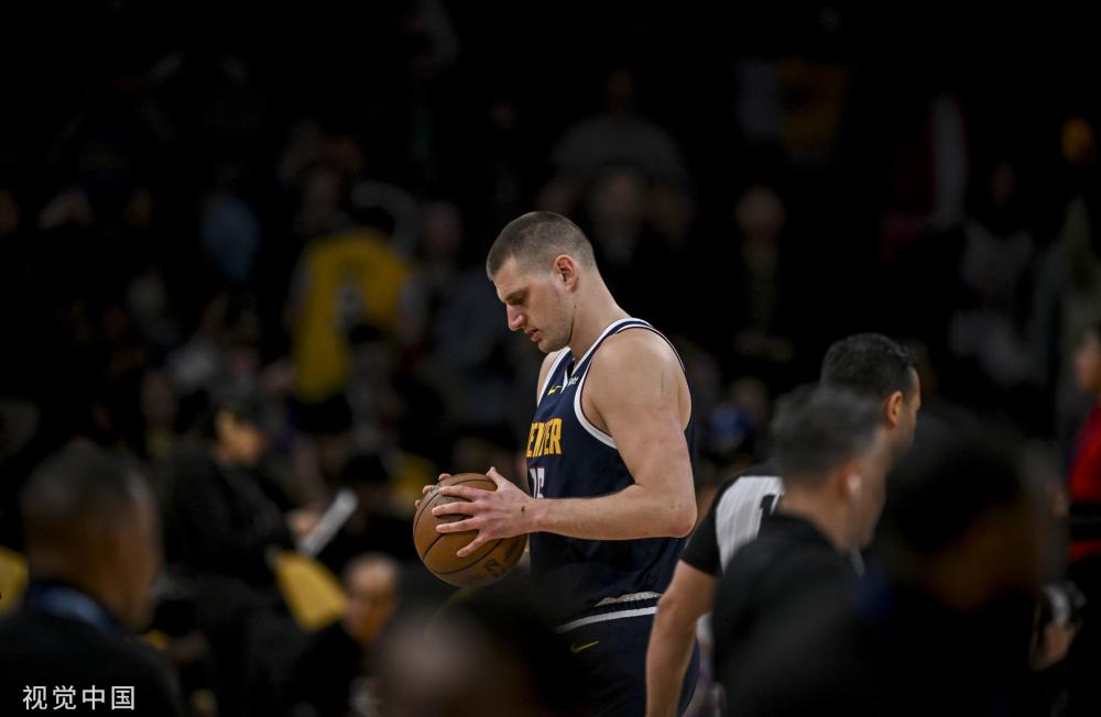 不仅保持连 不仅保持连