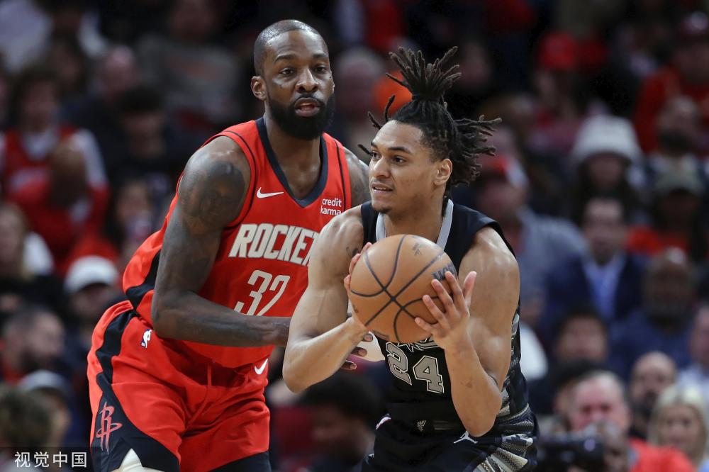 她们已经在 她们已经在