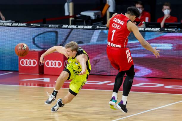 成队史第一 成队史第一